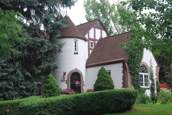 Tudor-revival